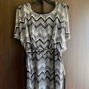 NWOT City Triangles Belted Dress